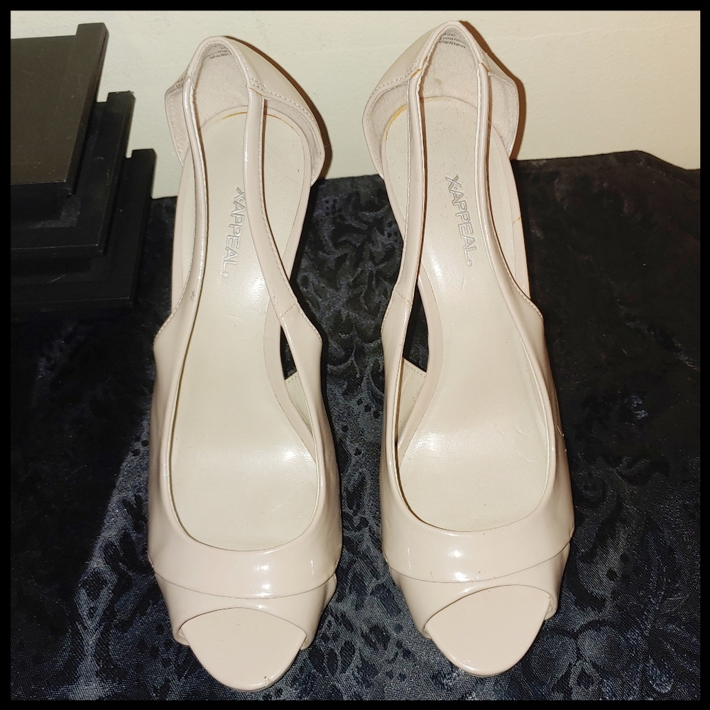 XAppeal "Kinley" Cut Out Nude Pumps - Picture 5 of 7